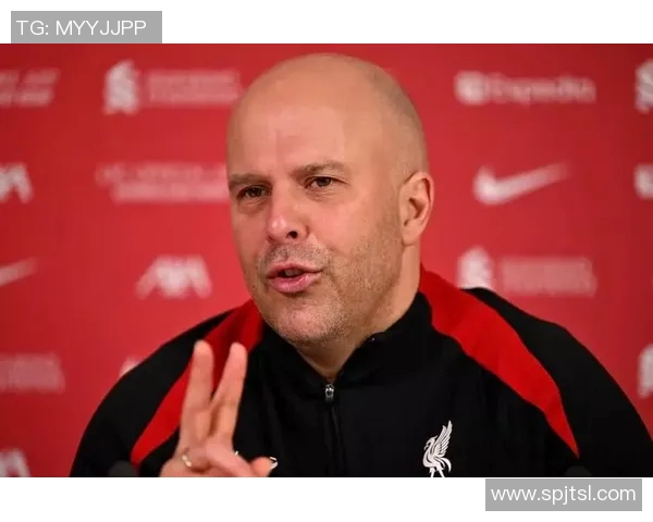 近11场8负！回声报：斯洛特仍没下课风险，足球界的焦点之战持续升温