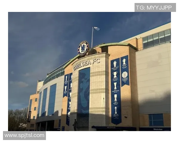 斯坦福桥的“摆烂”艺术：45岁切尔西主帅7场1胜，与高层决裂背后的退场生意经